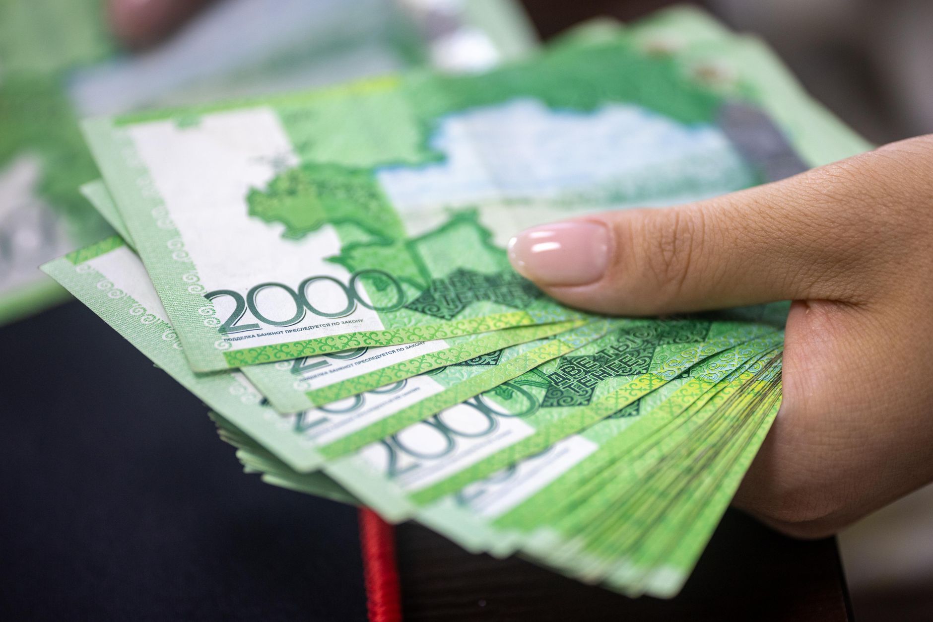 Canadian banks downplay risk from U.S.-Canada trade fight