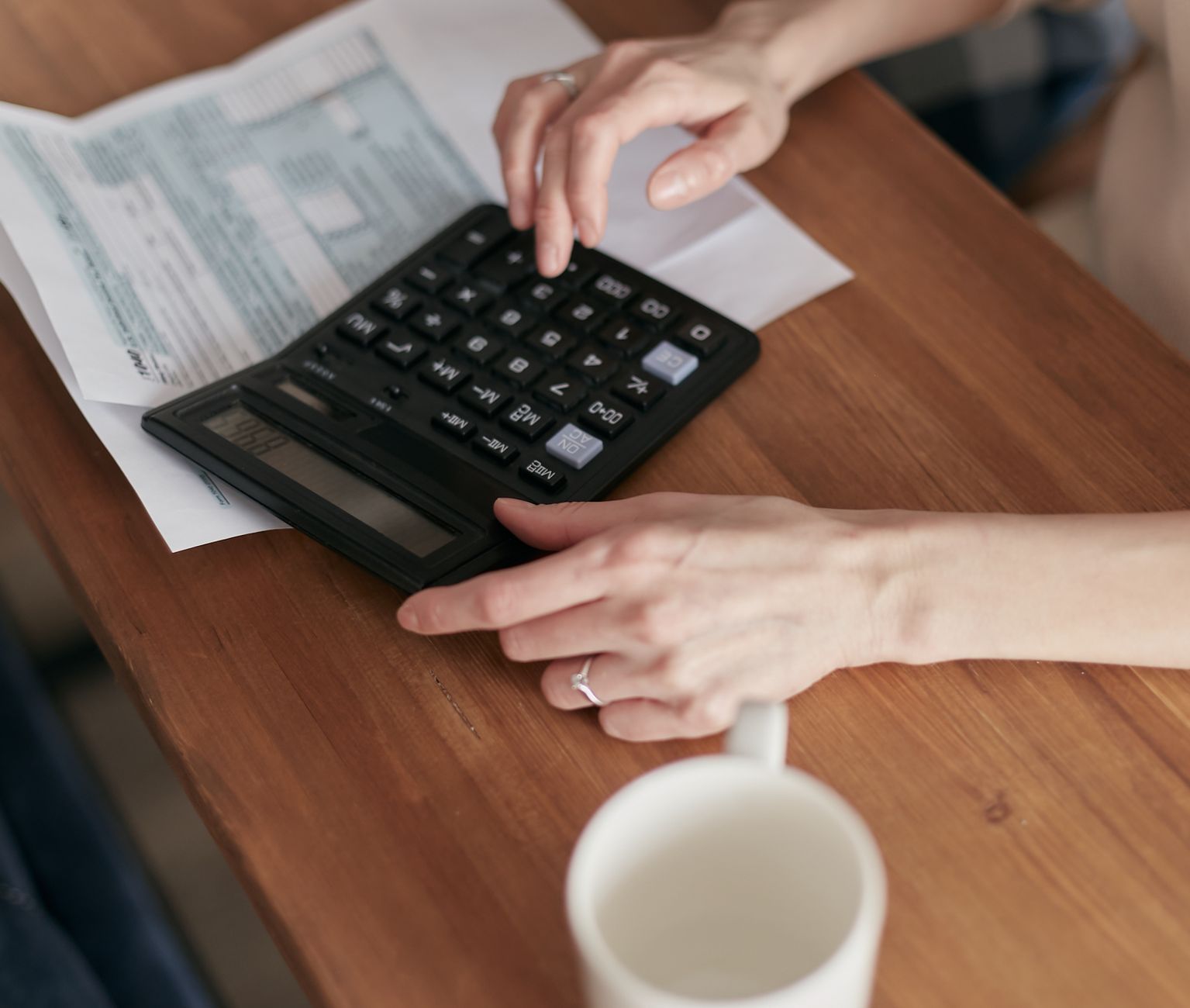 A wave of calculators goes after advisors hoping to estimate their value
