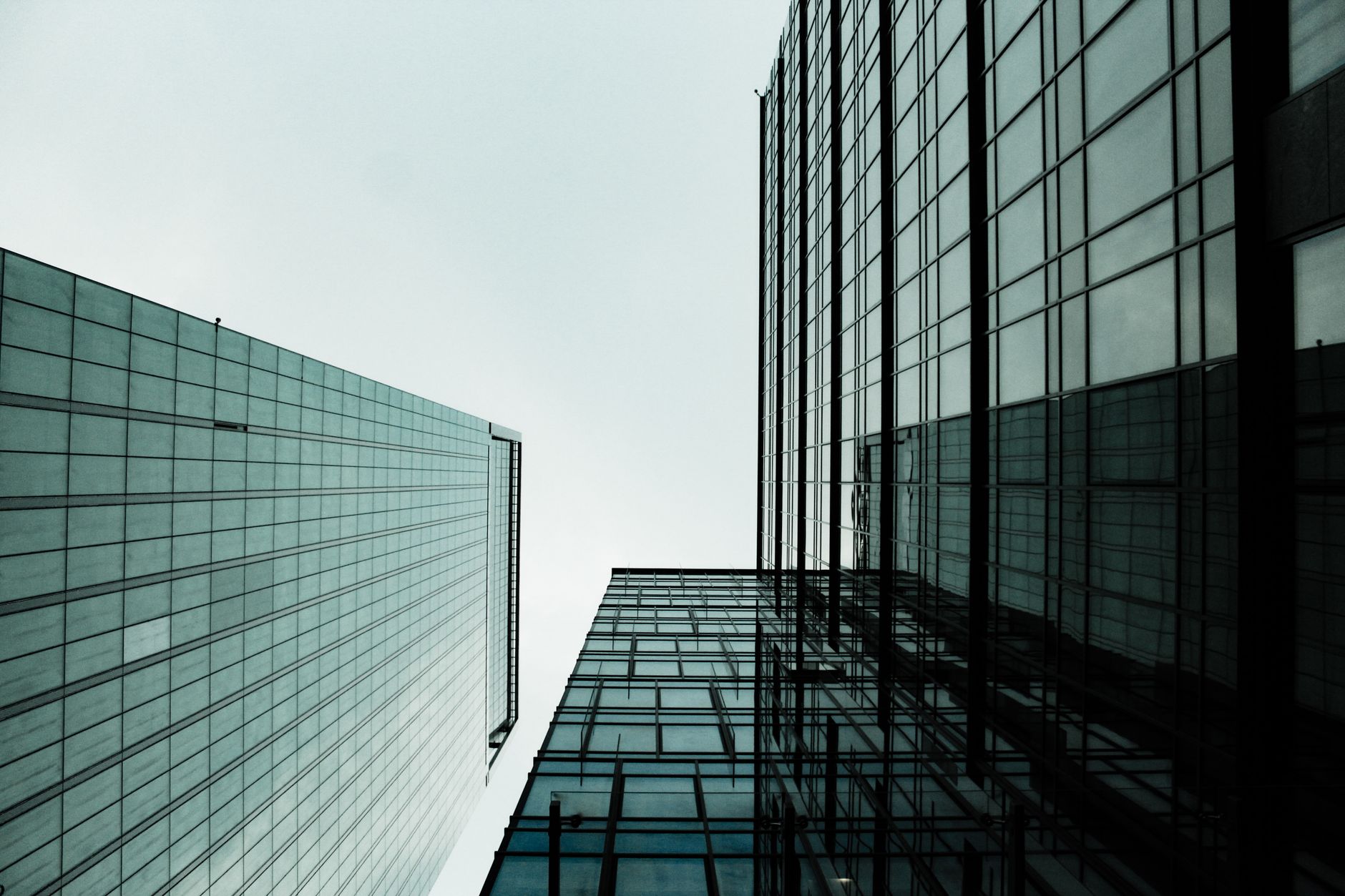 Fund Administrator Hanover Park Inks 19K-SF Deal at 387 Park Avenue South