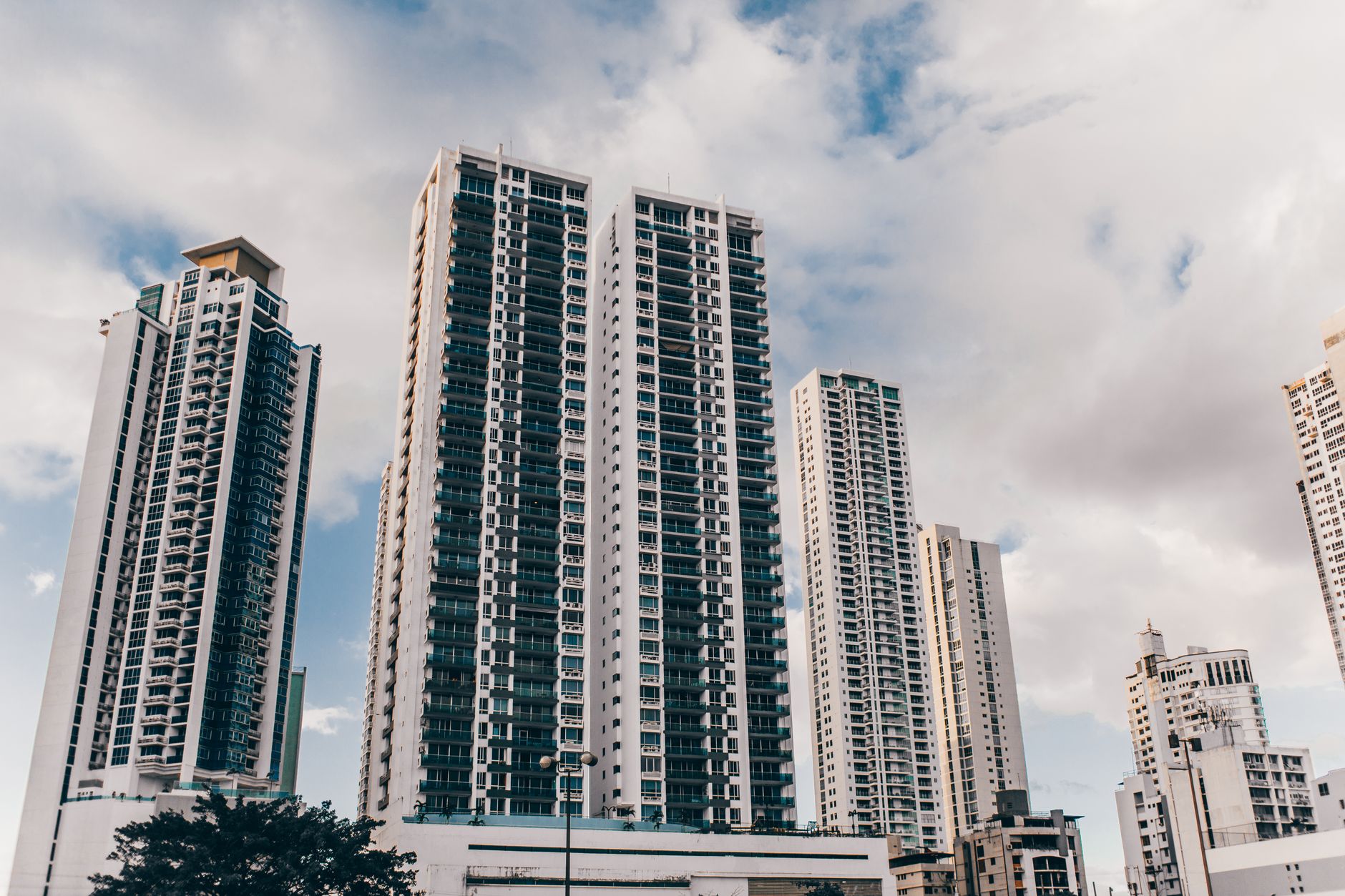 MRED warns Zillow lawsuit could revive MLS antitrust risks
