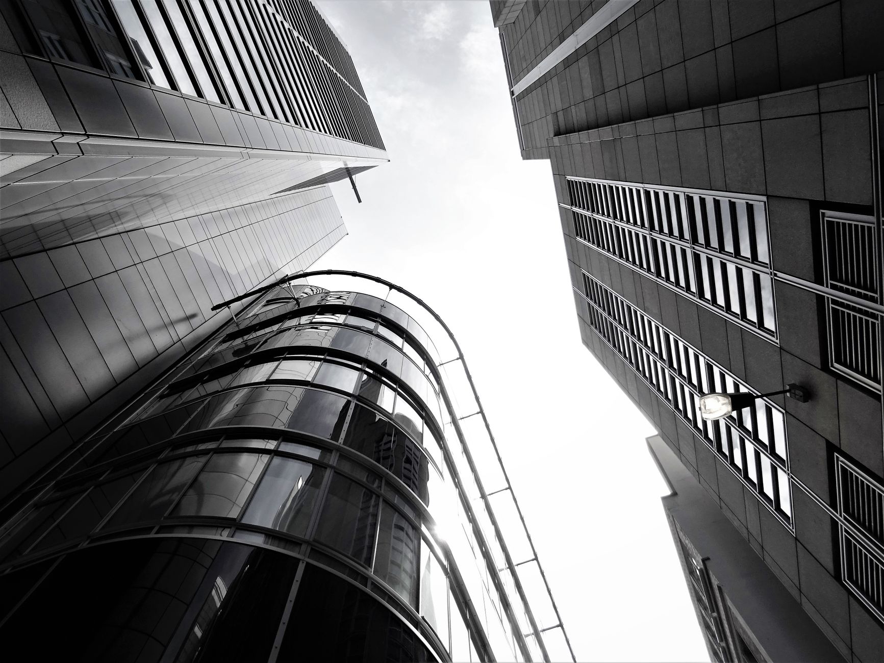 Arrow Adds Veteran Multifamily Lender Ari Mandelbaum to Grow Platform 