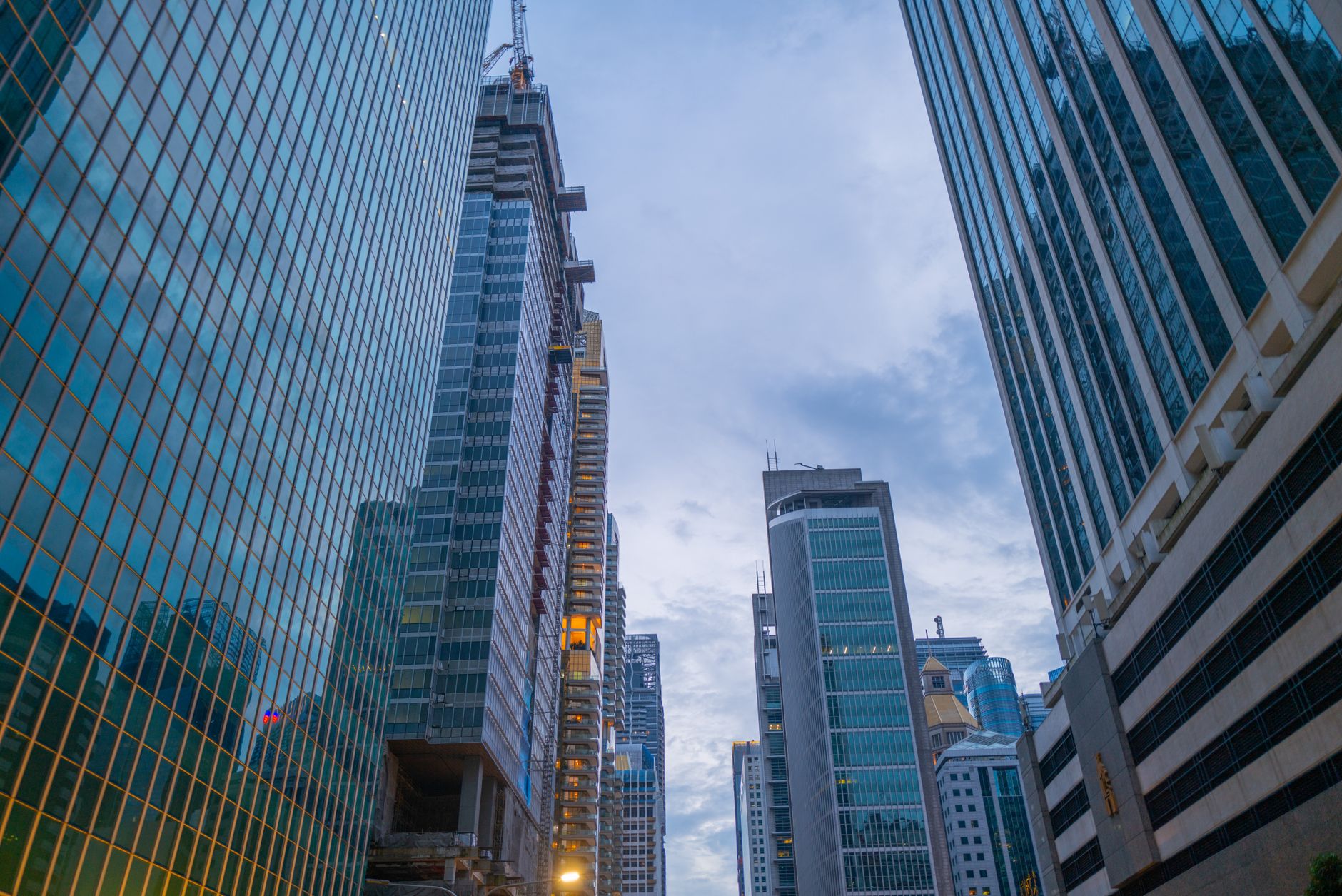 Pending home sales dip in July — Midwest fares best