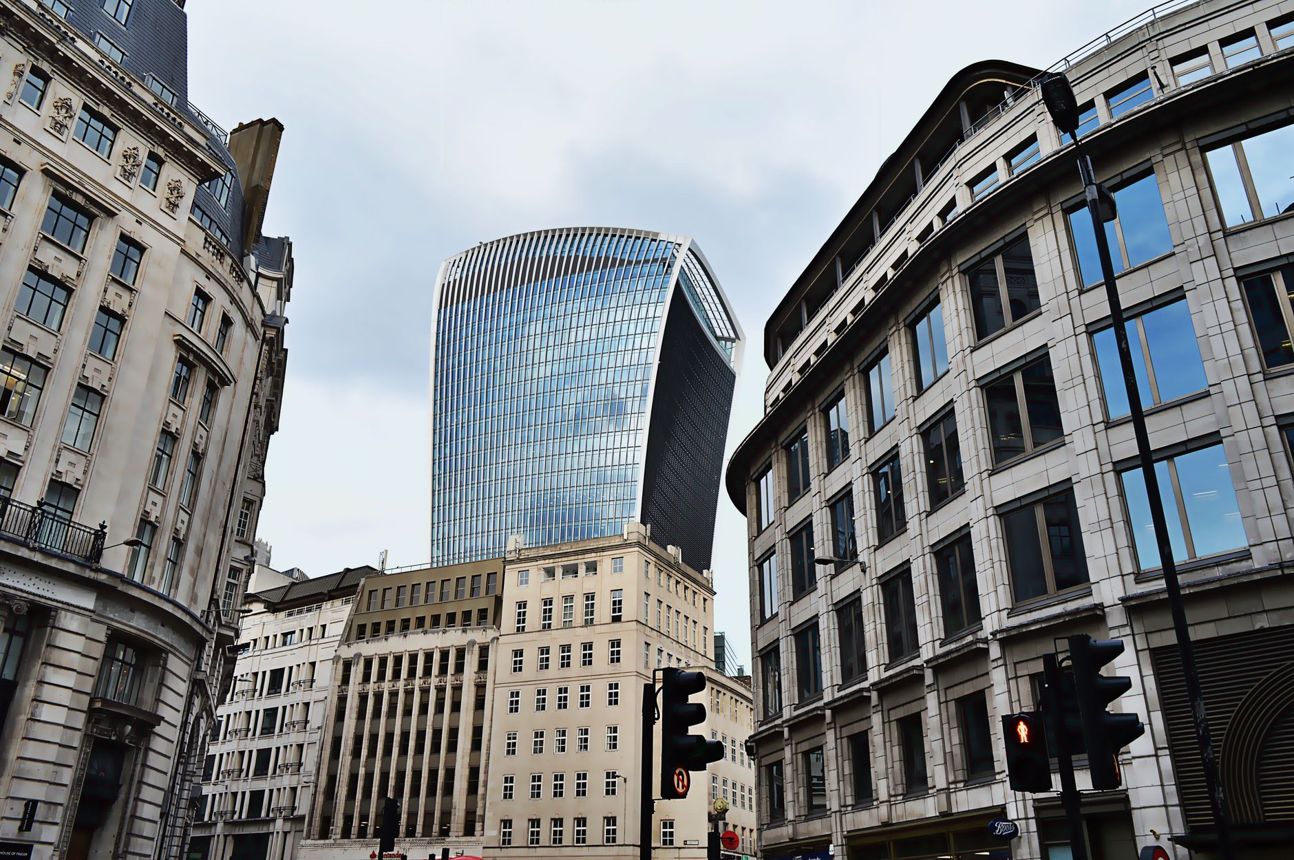 Housing Market Spotlight: How to read national housing trends in your local market