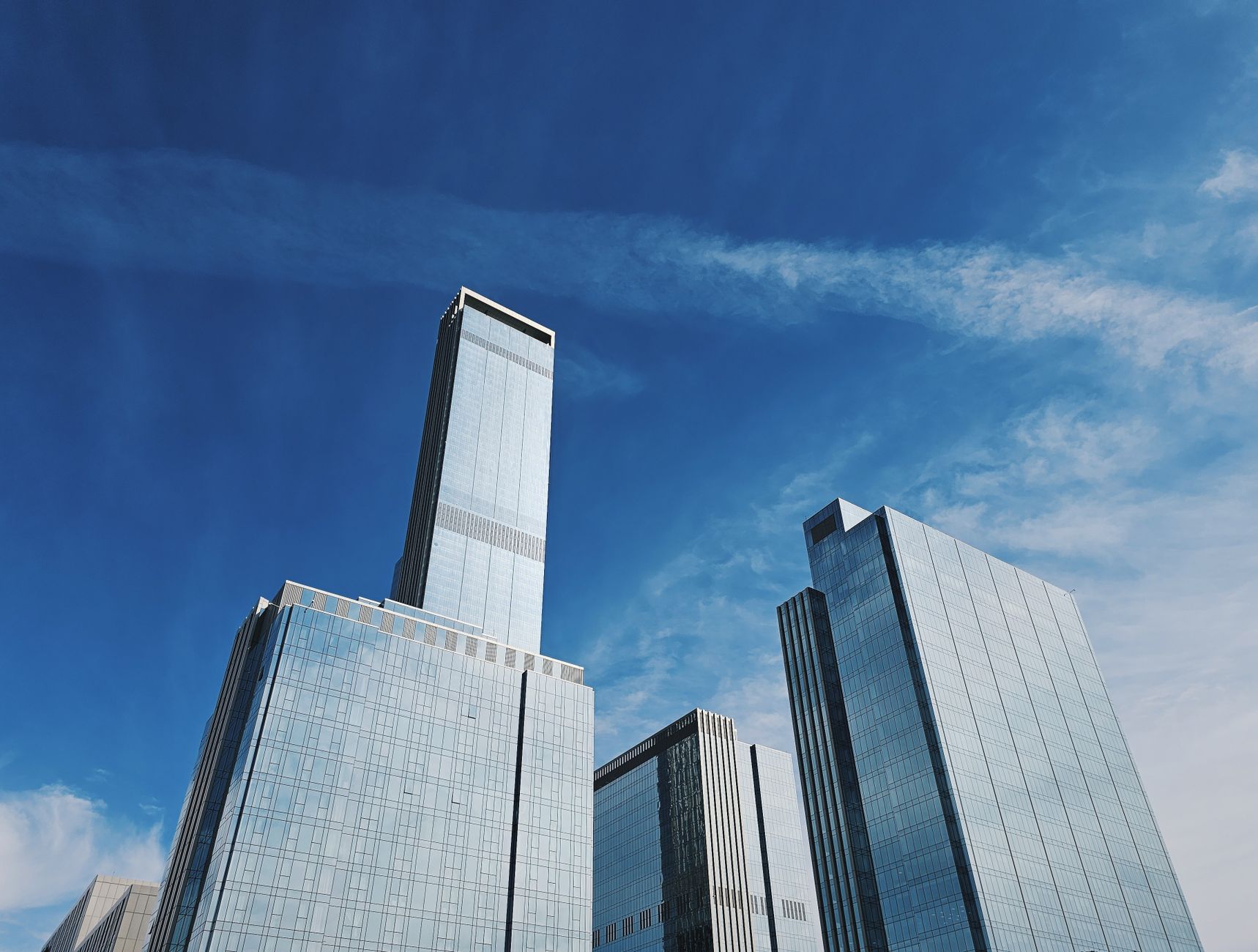 Real Brokerage wins Canadian court approval for REMAX deal