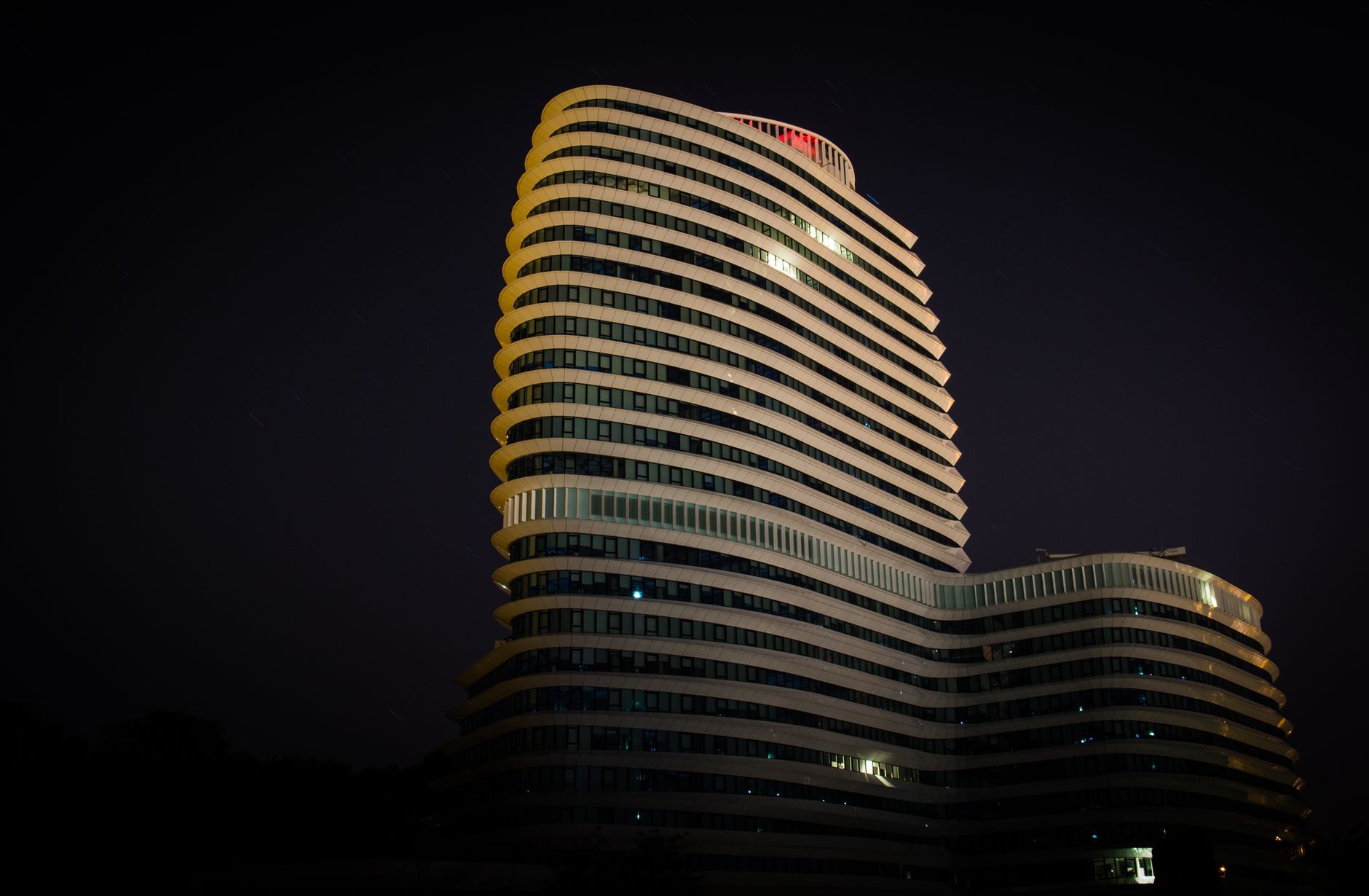Sunday Summary: Who’s Funding $1.3 Trillion in Data Center Spending?