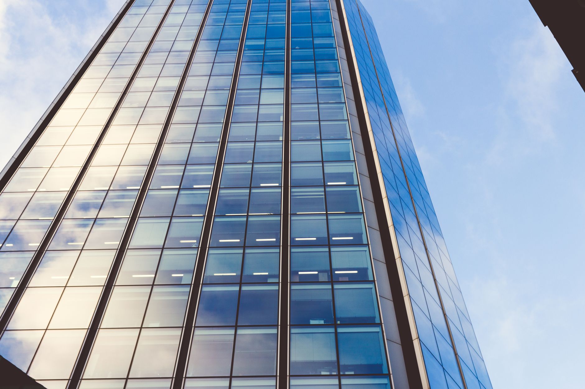 Knighthead Funding Refis Chicago-Area Apartments With $32M Loan