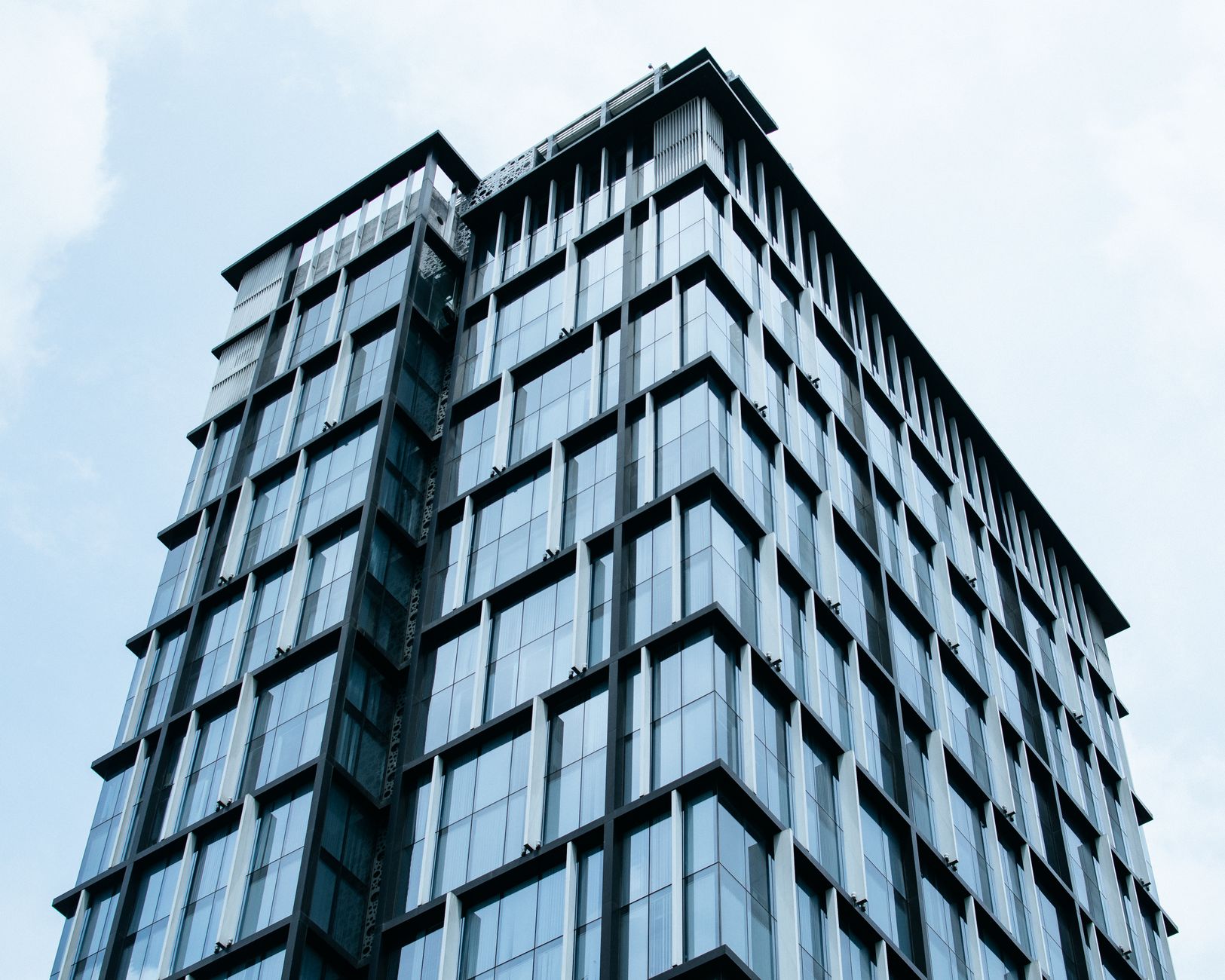 Dwight Supplies $70M Refi on Newark Multifamily Tower