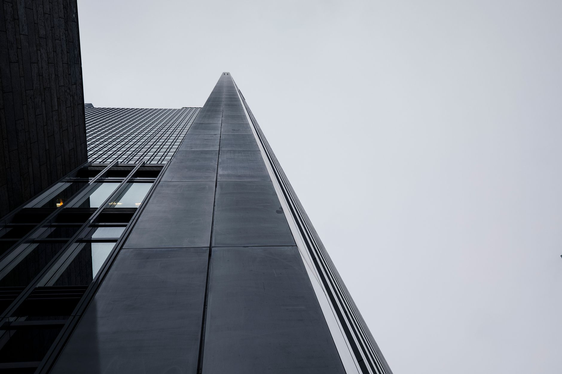 Republic Clothing Commits to 81K SF at 1411 Broadway