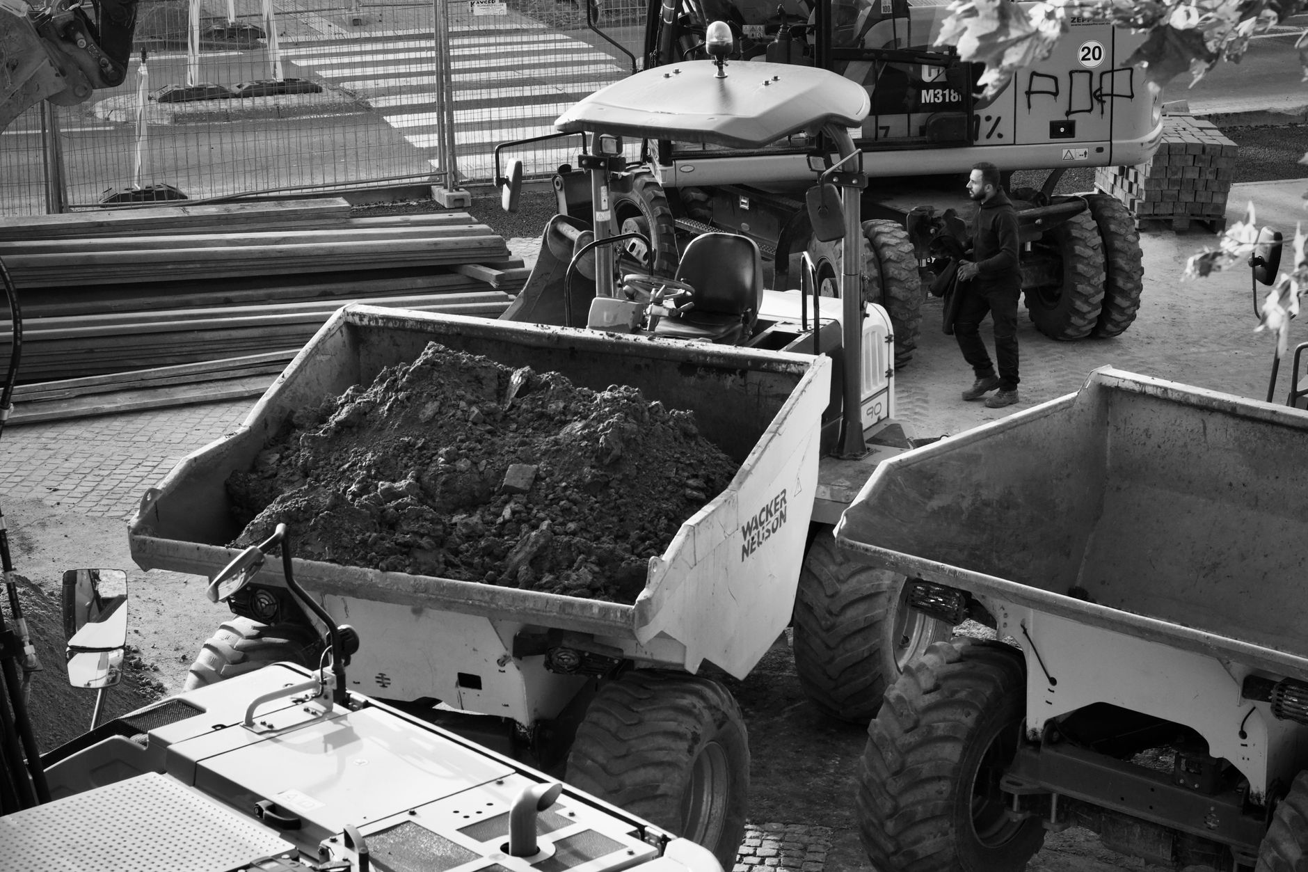 Borderlands Mexico: ANPACT warns tariffs threaten truck trade as exports surge