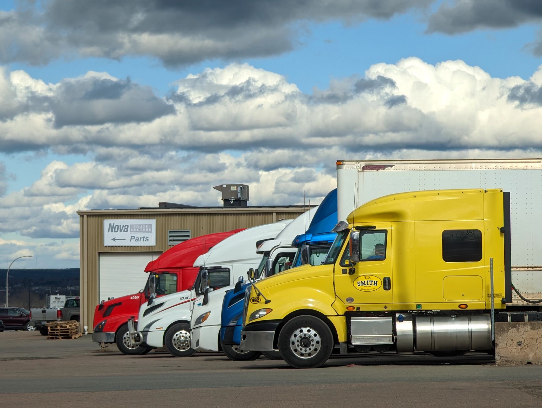 Clock ticks down toward 50% tariffs on Canada