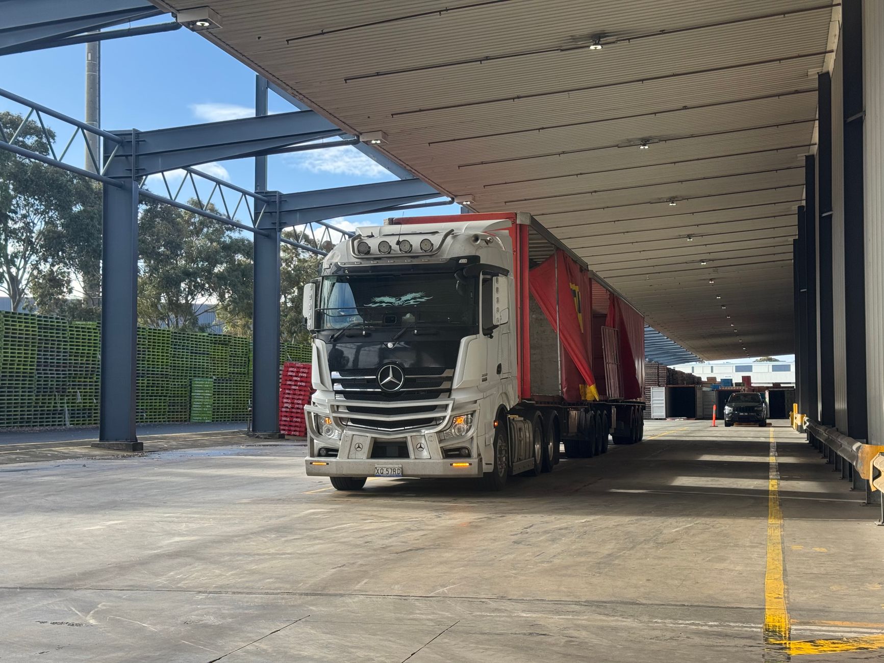 Driver pay pressure rises as capacity declines