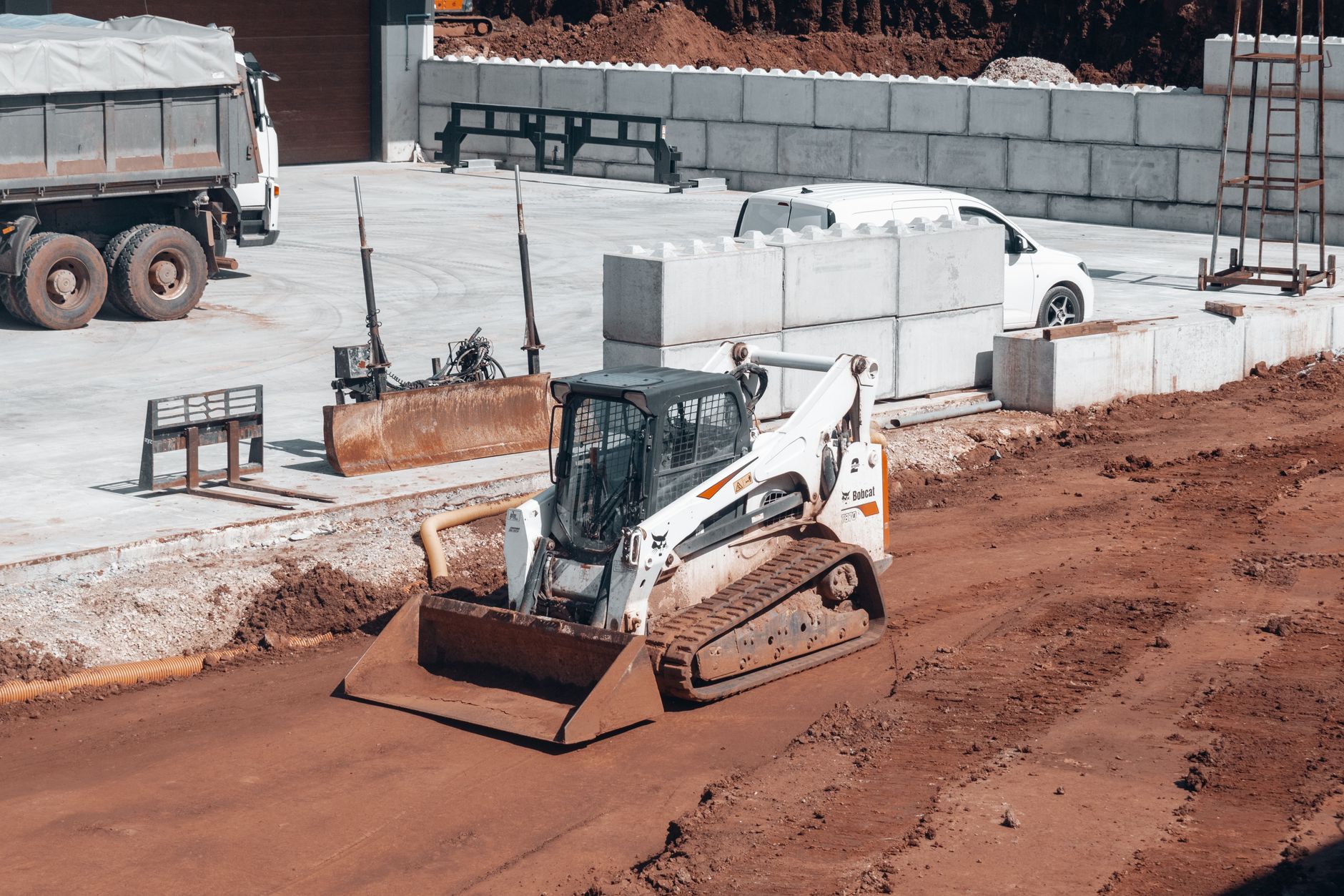 July medium-duty truck sales increase on Class 6 strength