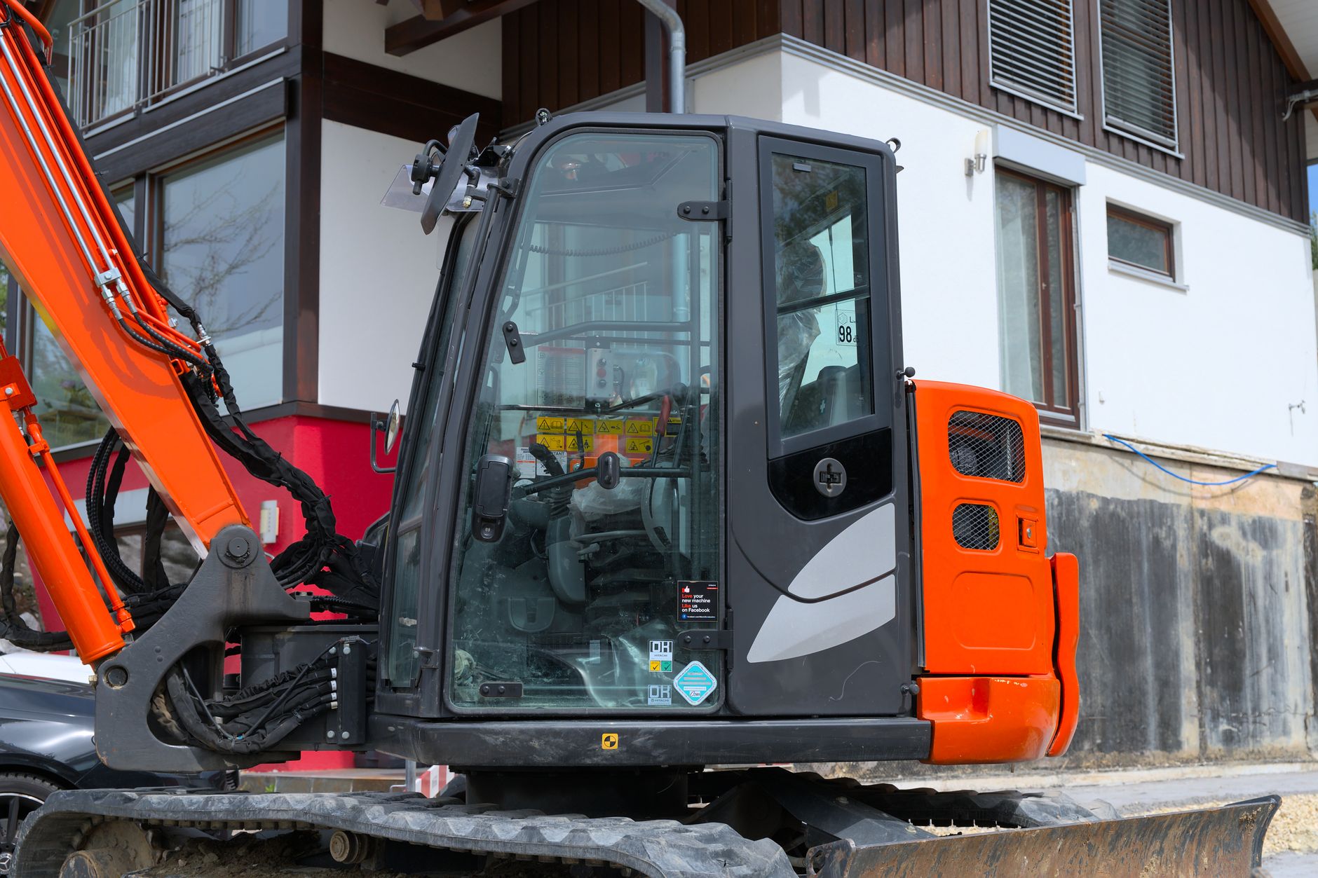 Orange EV scales up at East Coast ports