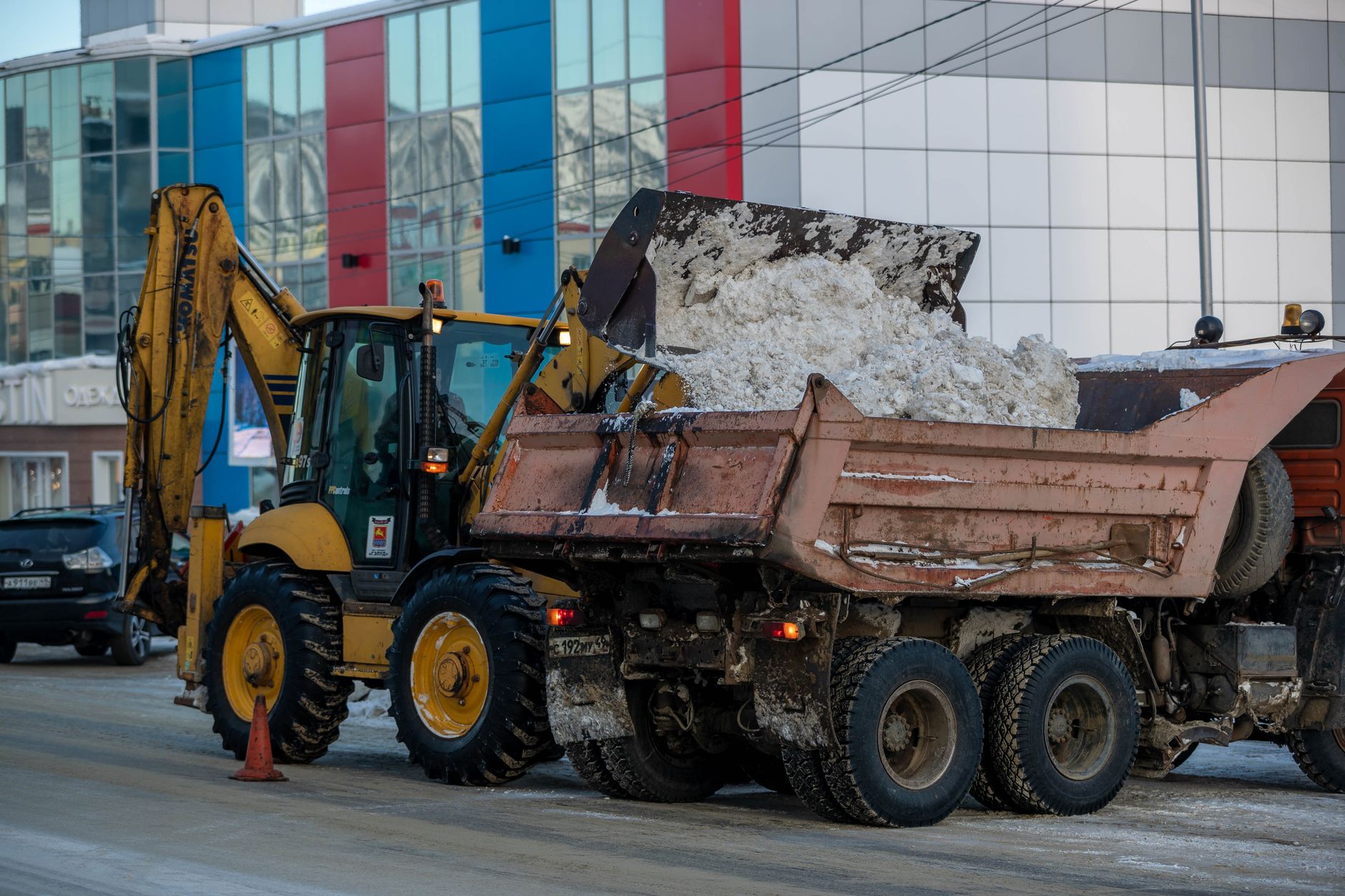 Freight bankruptcies pile up as carriers, logistics firms seek court protection 