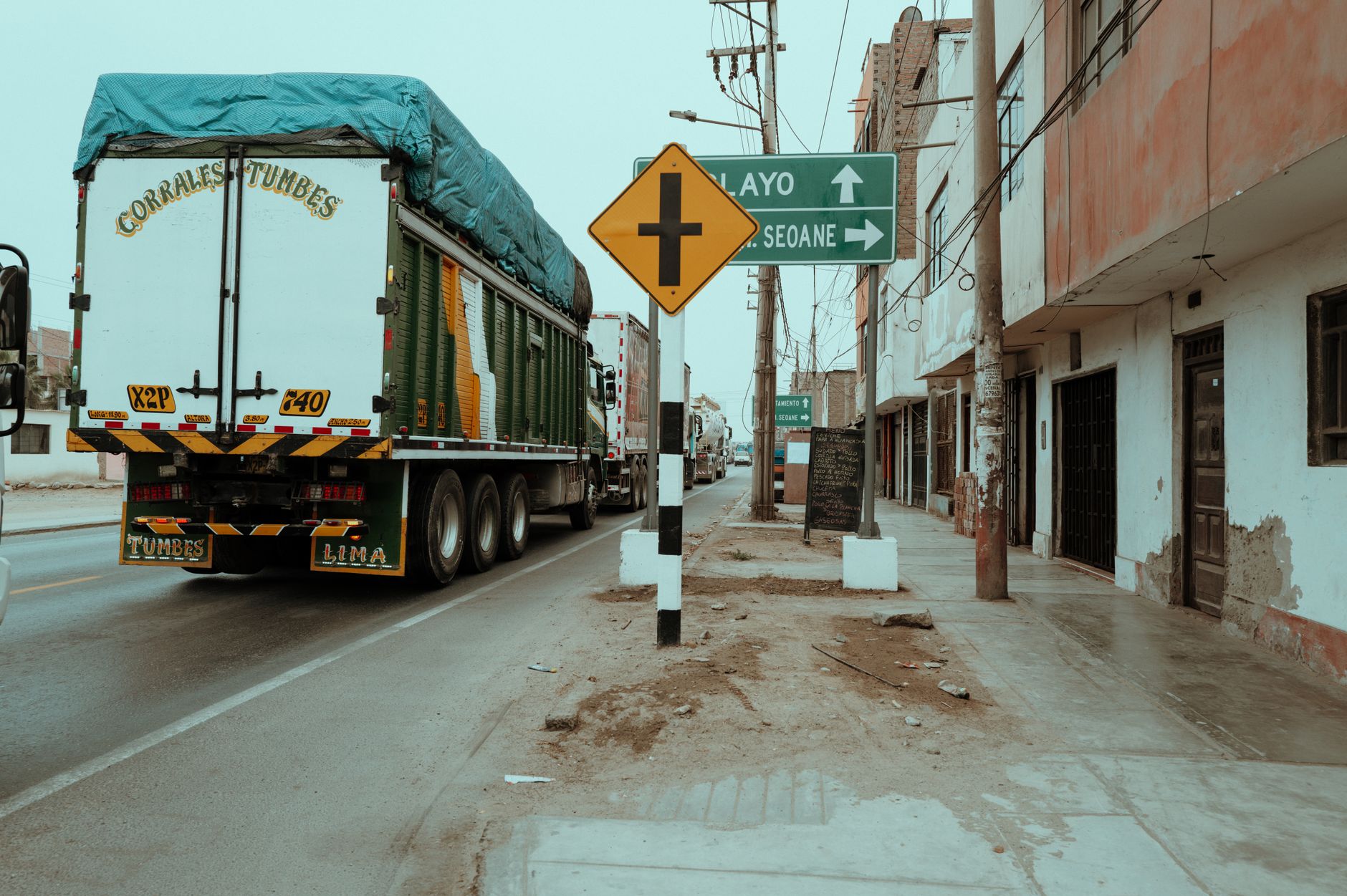 Borderlands Mexico: Nuevo León governor pitches border boom as Texas-Mexico freight surges