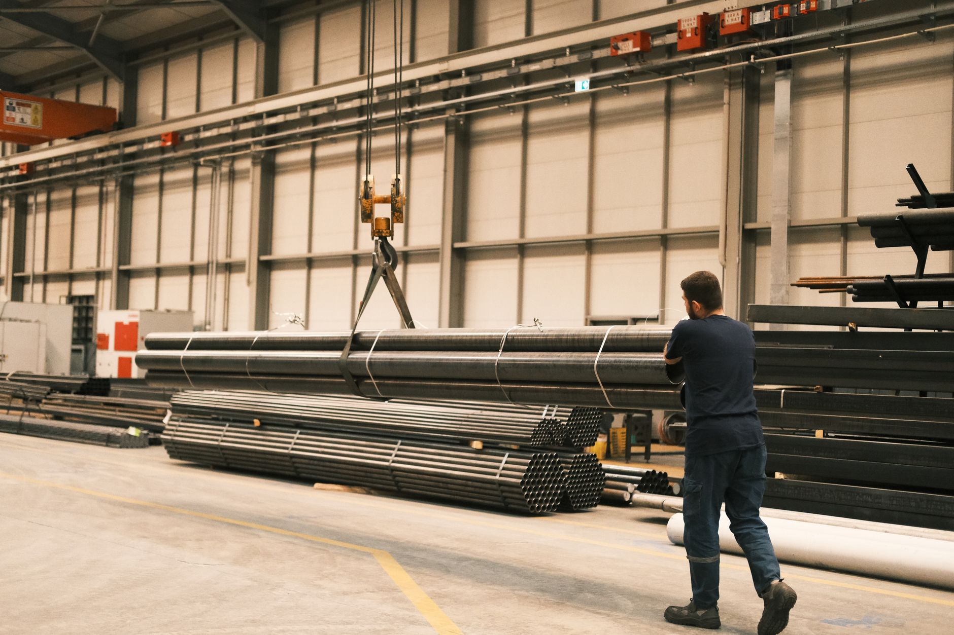 August LMI: Capacity at 40, Yet Prices Soar. Why This Disconnect?