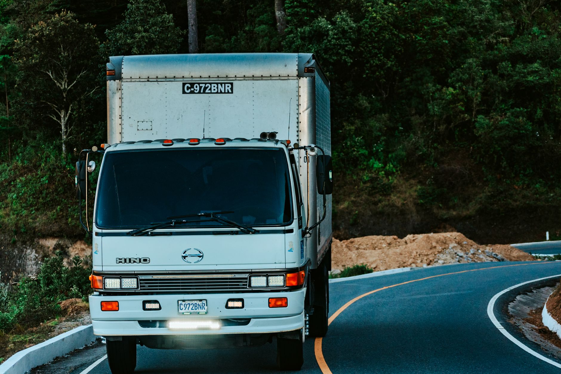 Mexican truckers block California border crossing over B-1 visa crackdown