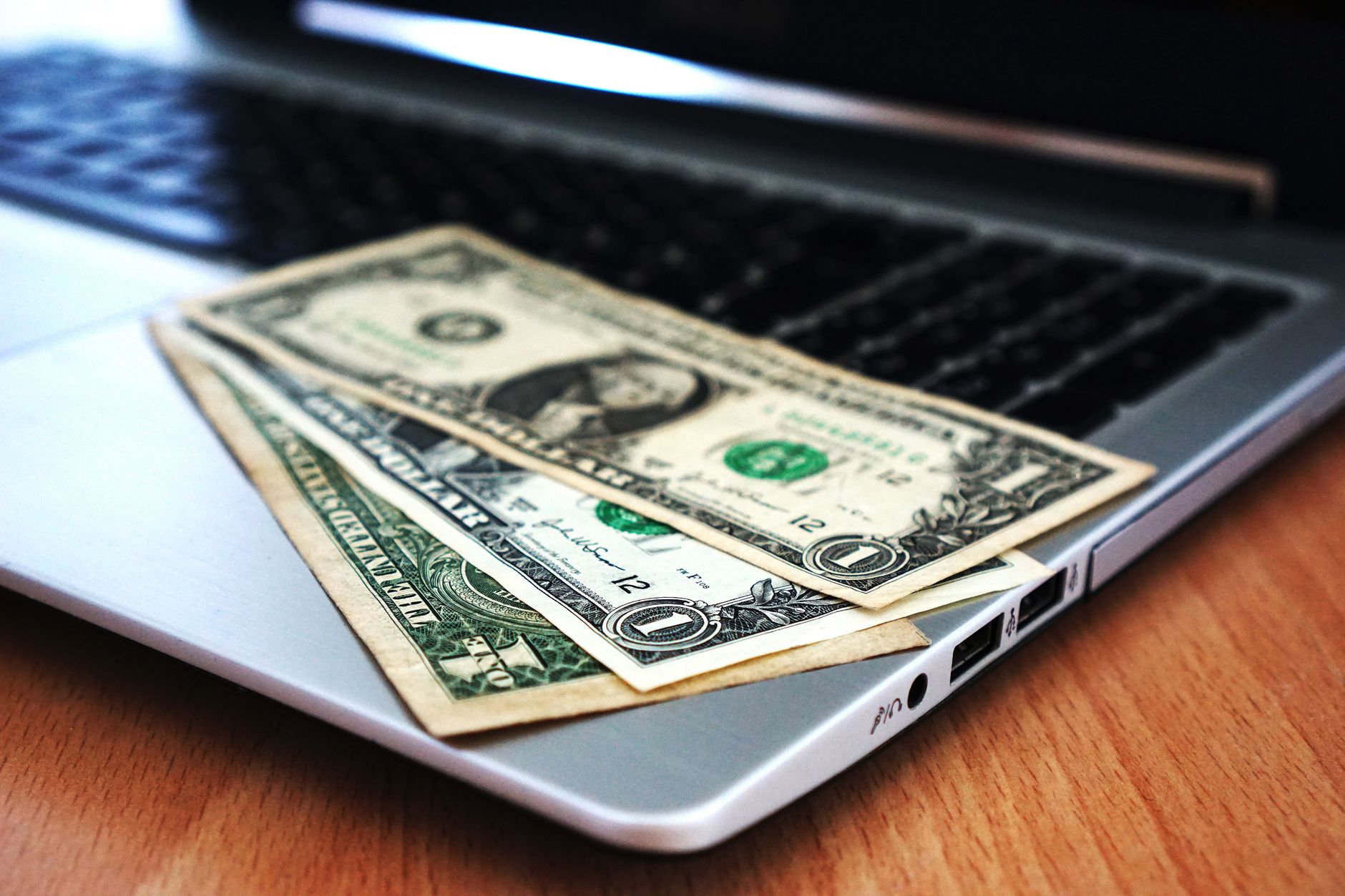 AI is Everywhere in Finance, but the Trading Desk is Where it Still Falls Short, Says Quantum Signals’ Yianni Gamvros