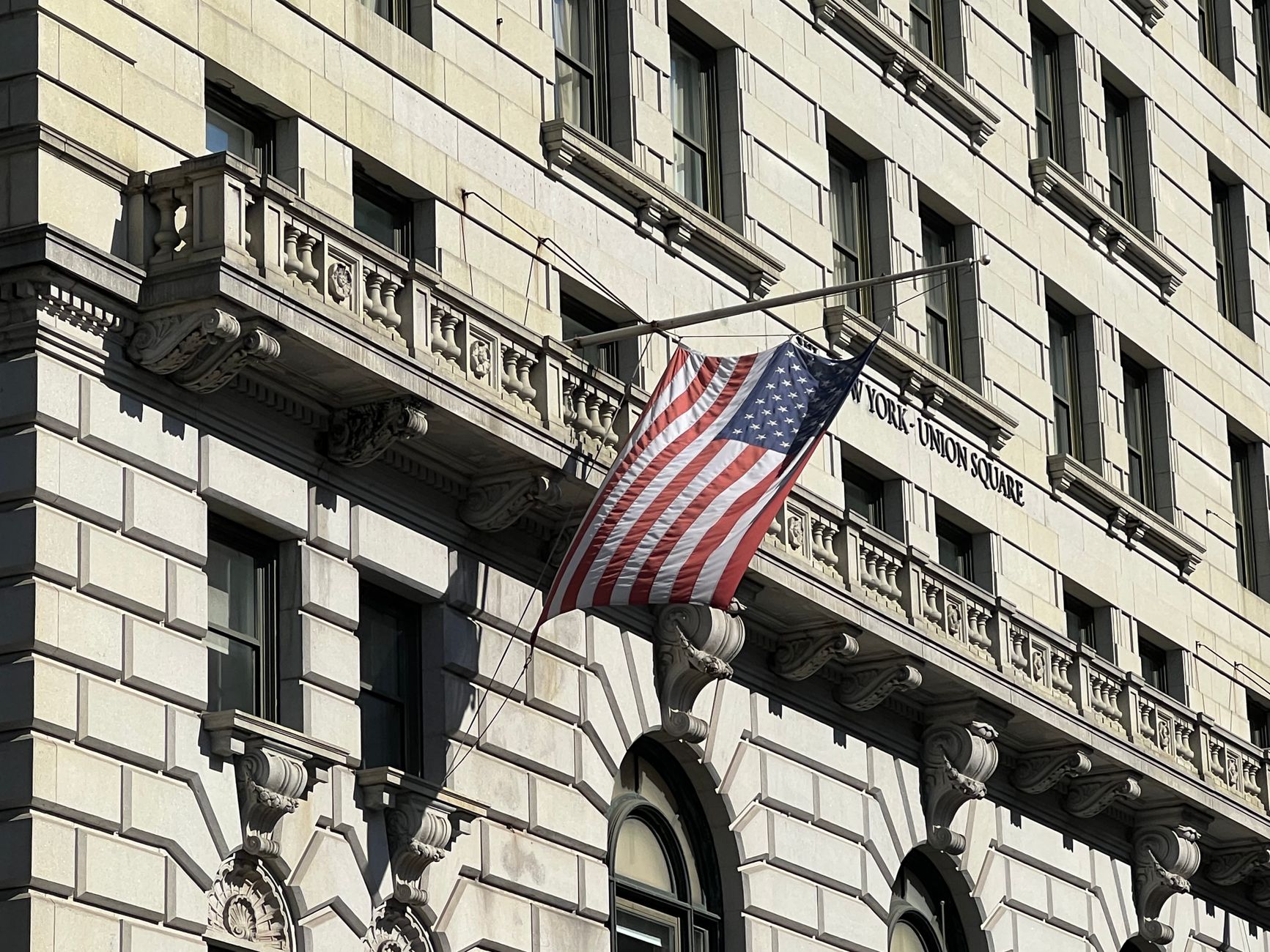 White House Convenes Meeting With Crypto and Prediction Market CEOs