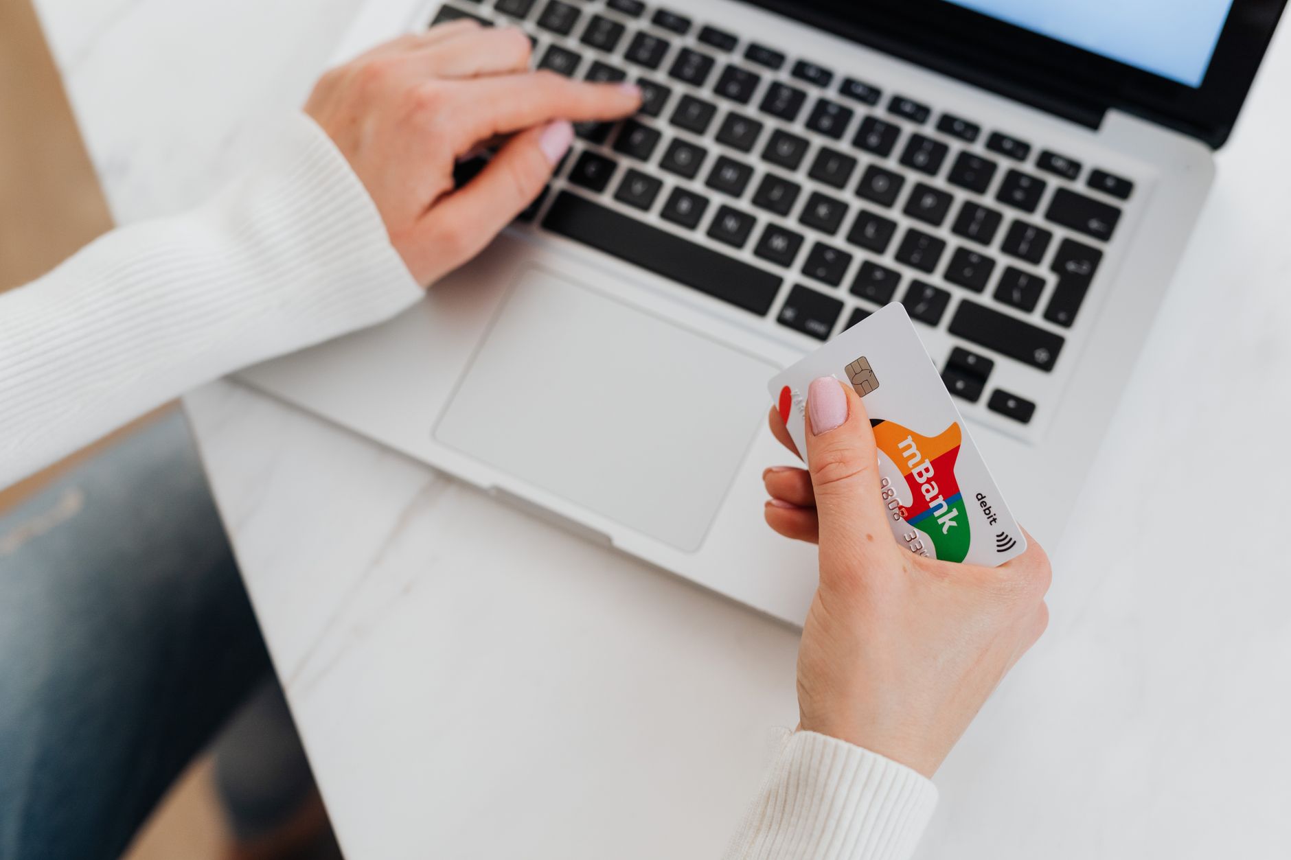 X Weighs Paying Influencers and Creators in Stablecoins