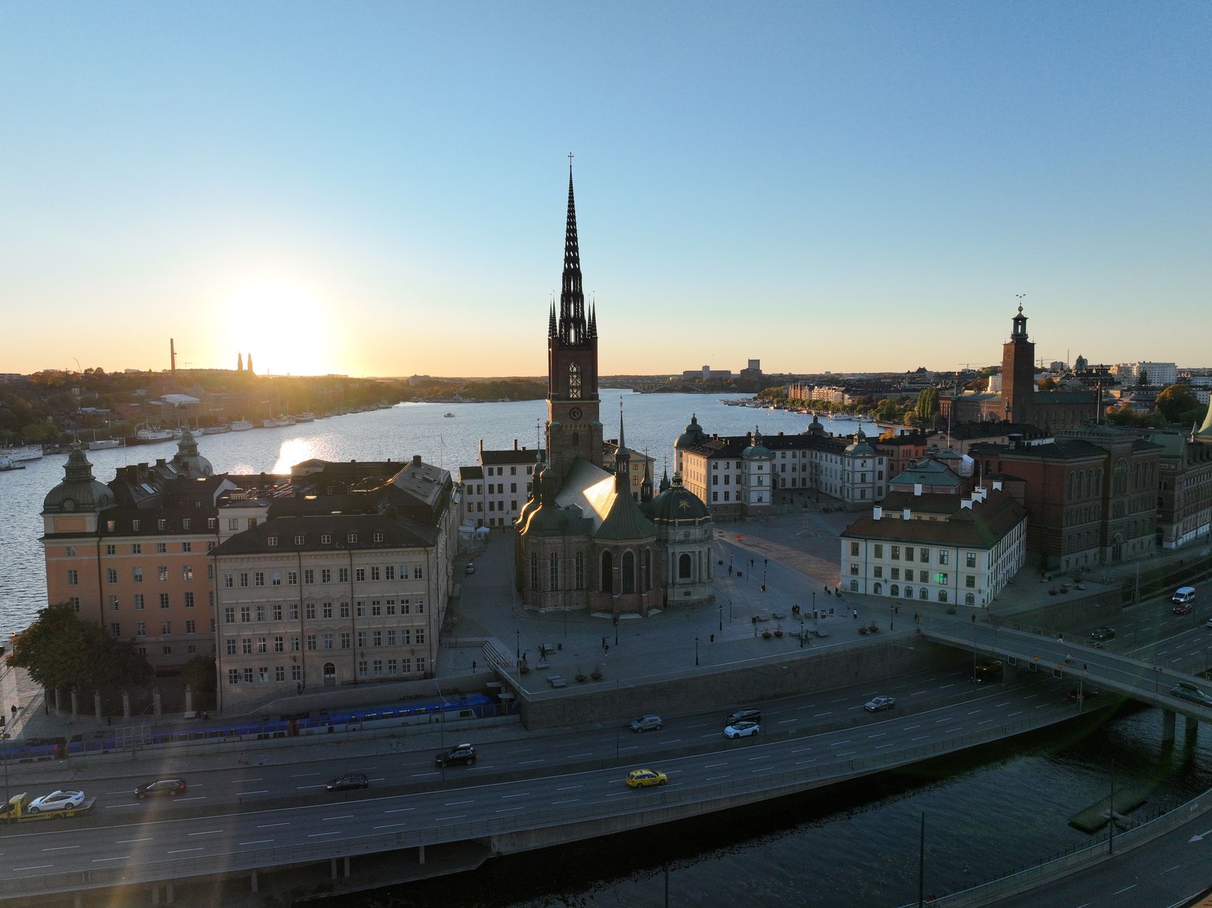 Sweden: The Fintech Pioneer Rediscovering the Value of Cash