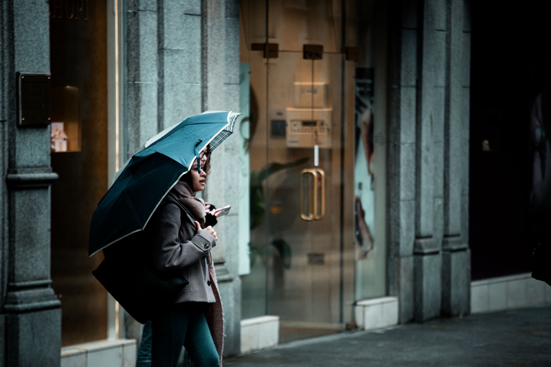 Discounts and Protection Could Shift How Digital Bank Customers Pay