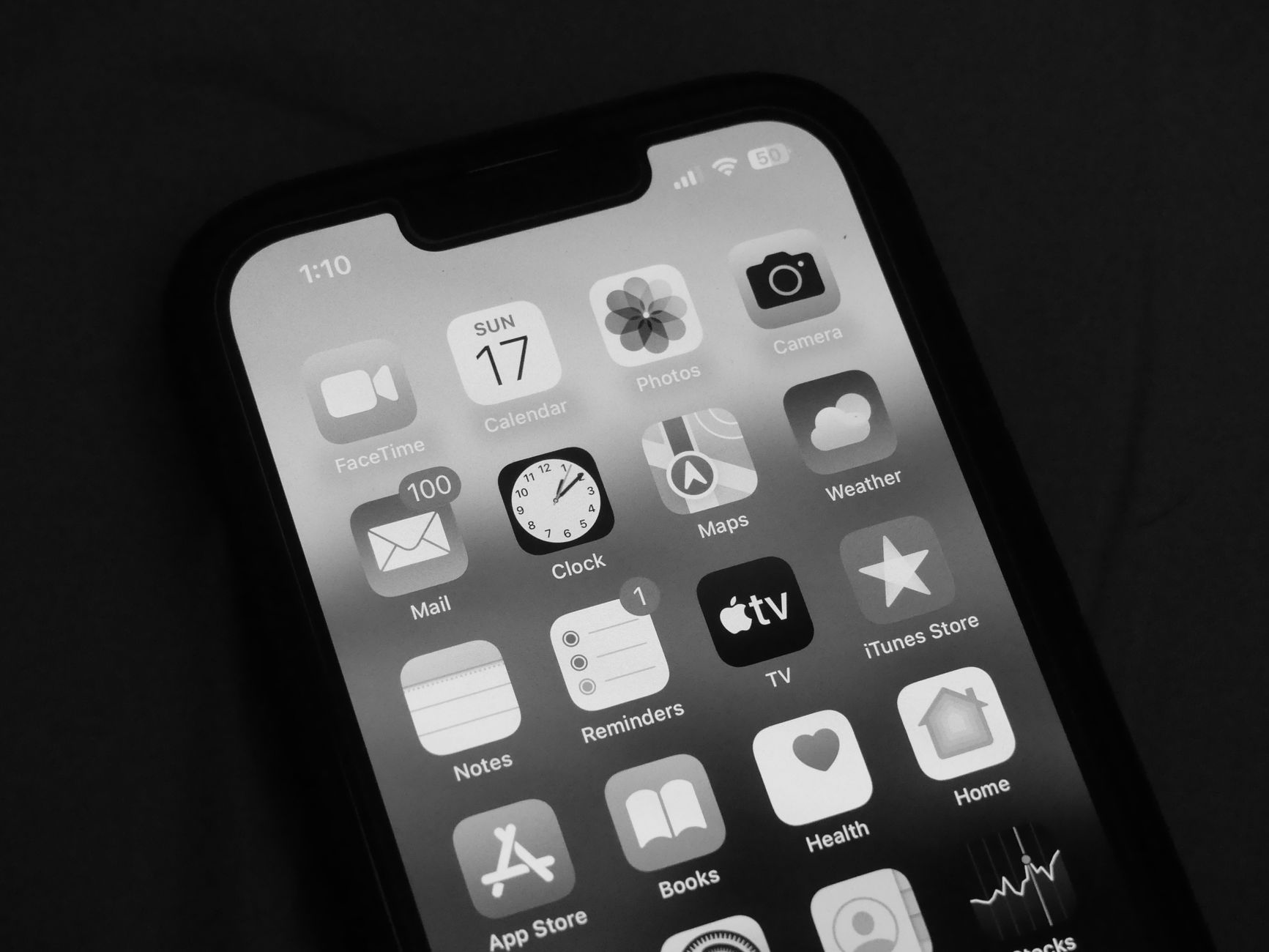 Apple’s New CEO Hypes Product Launch in First Employee Address