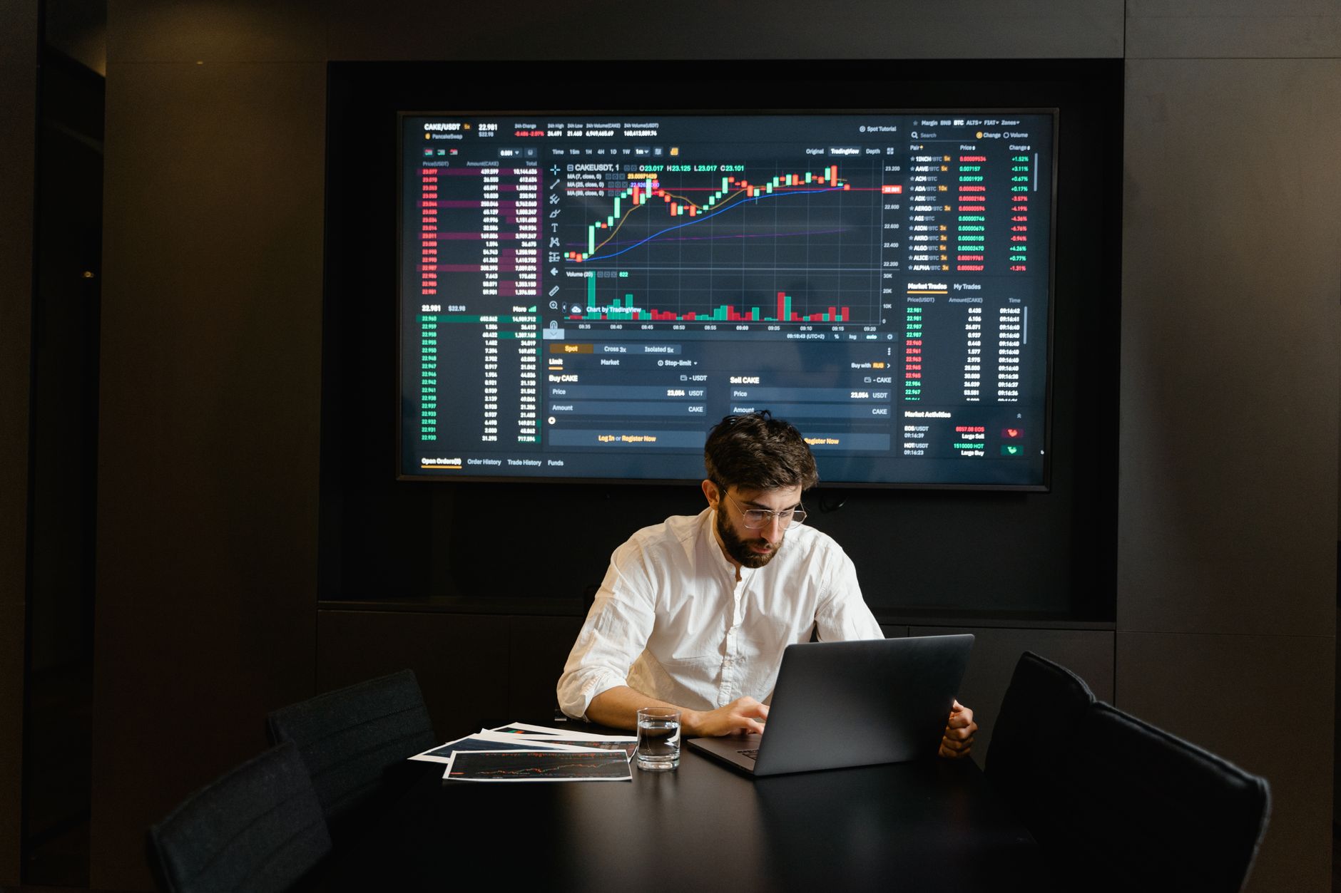 XRP Negative Sentiment Hits a 3-Month High as Price Struggles Near $1