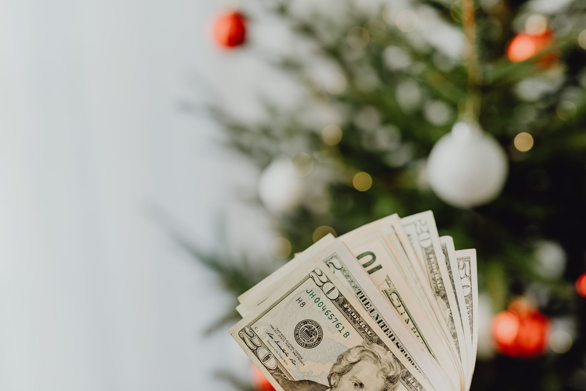 Limited-time offer: Capital One Venture welcome bonus is worth $1,050 in travel - CNBC
